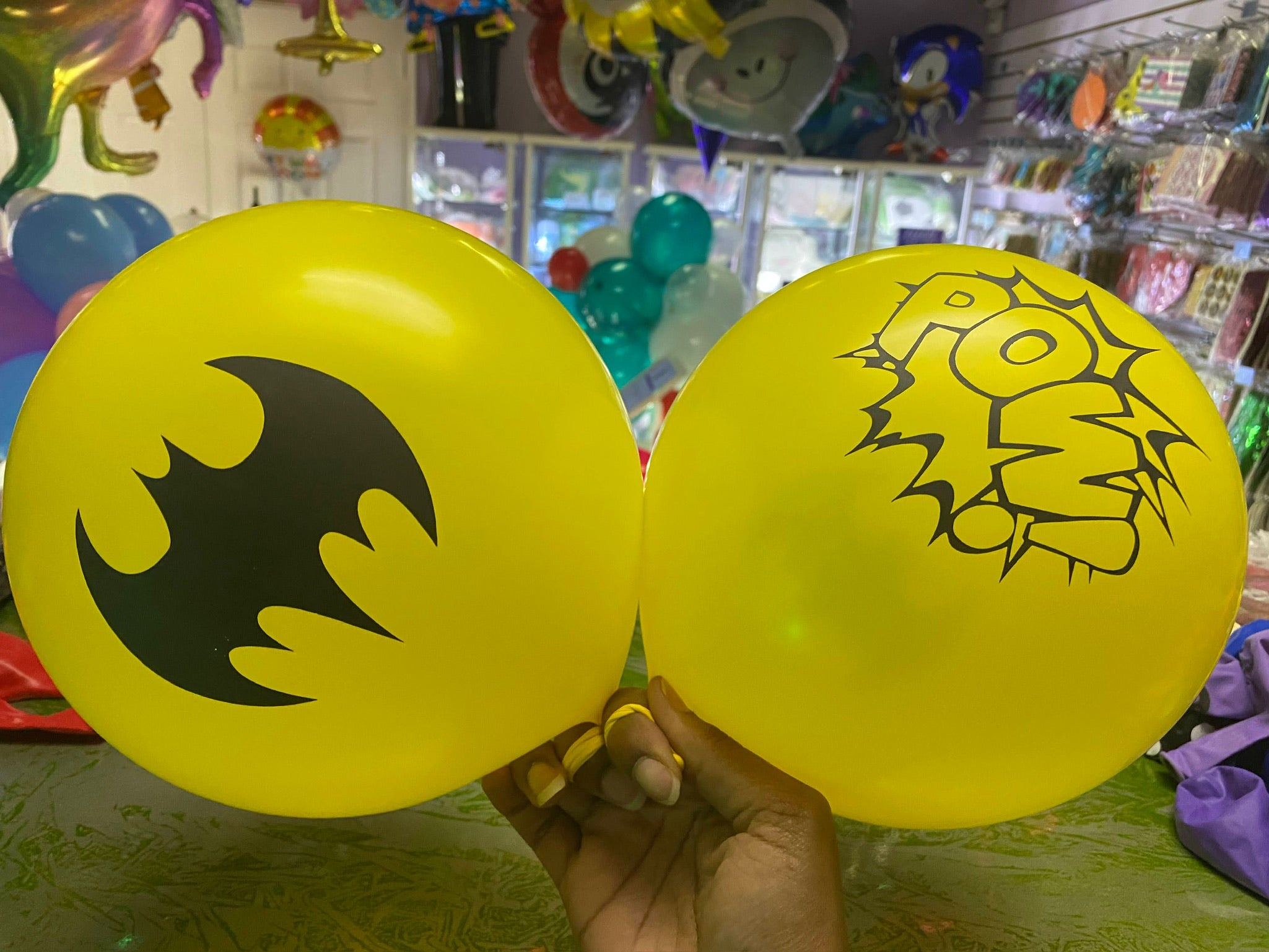 Pack of 5 - Marvel DC Comics Superhero Logos 12 Inch Latex Balloon
