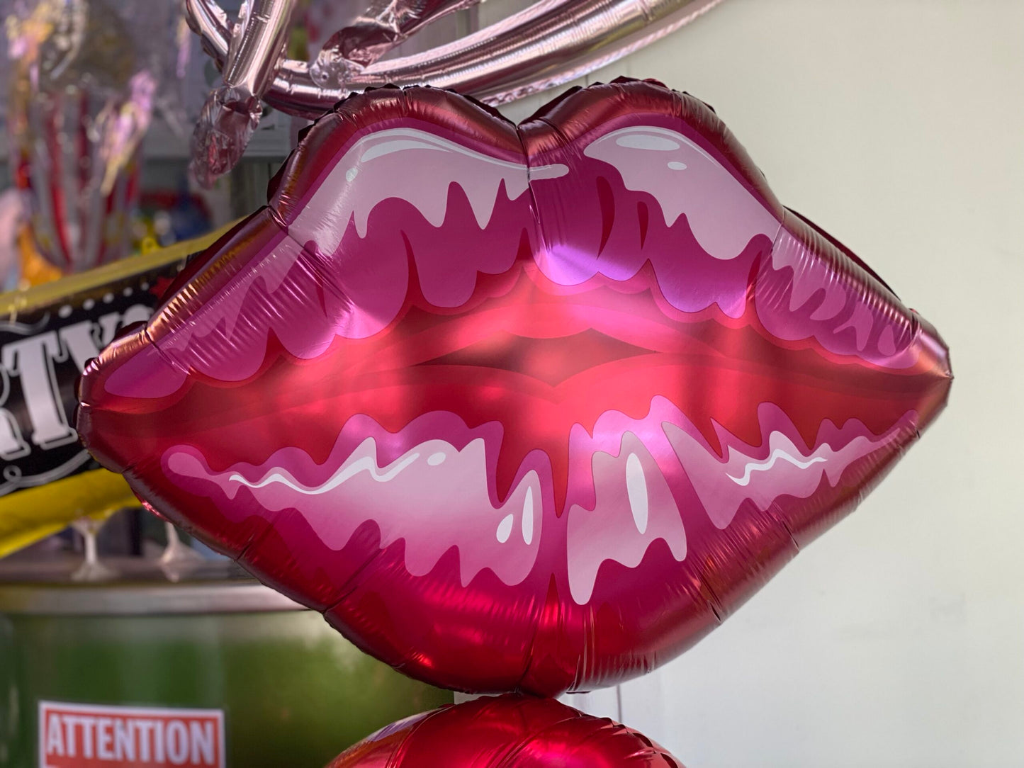 Lips Foil Balloon