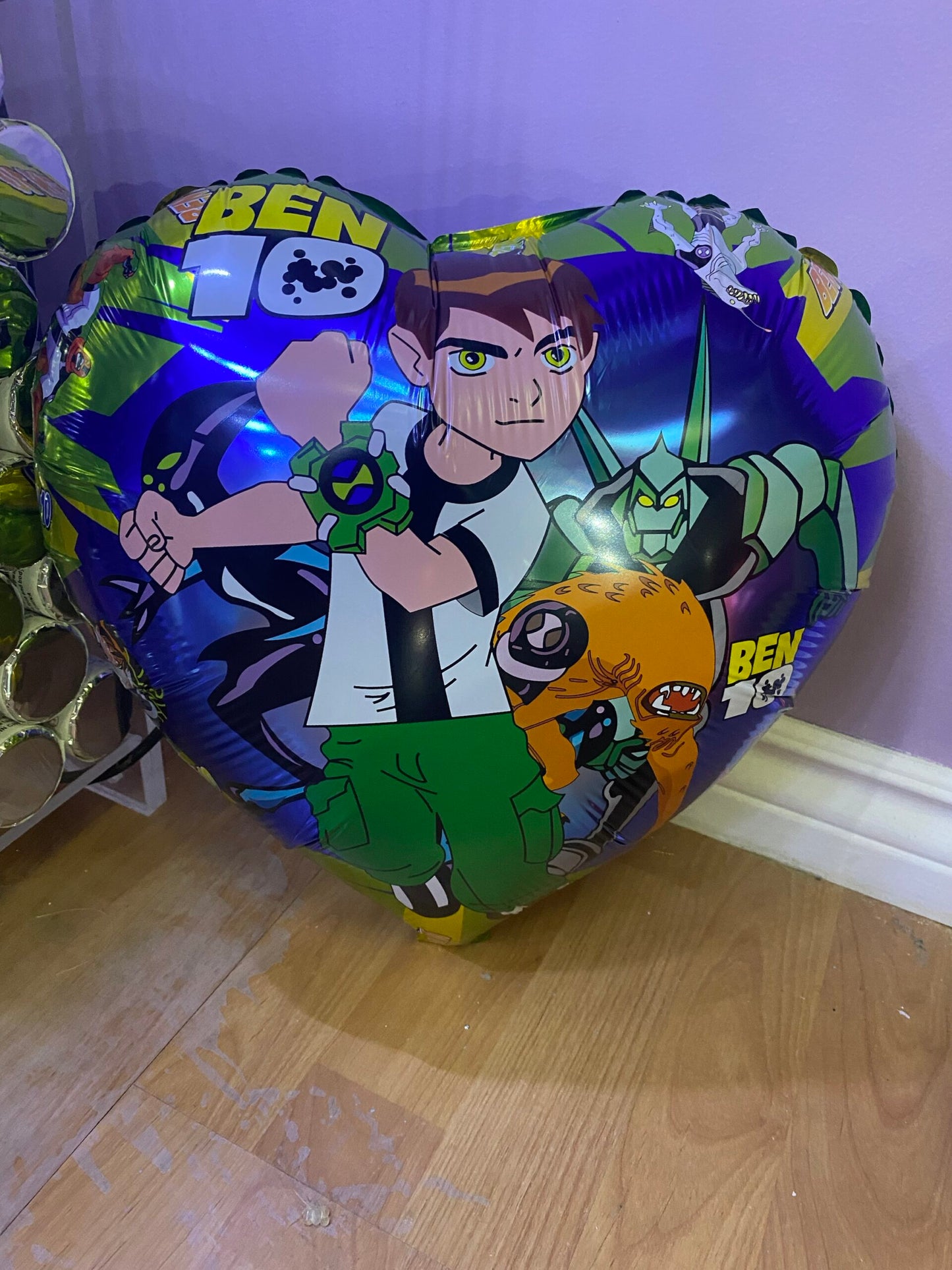 Ben 10 Heart Foil Balloon