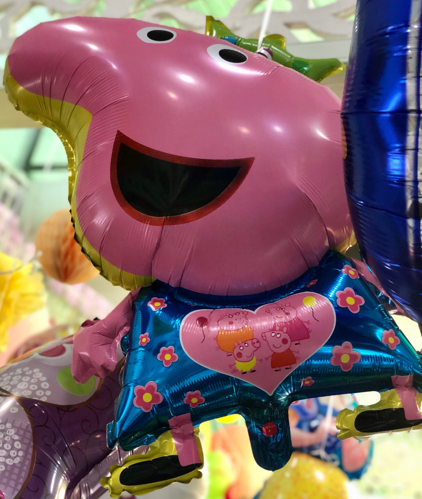 Peppa Pig with Crown Foil Balloon